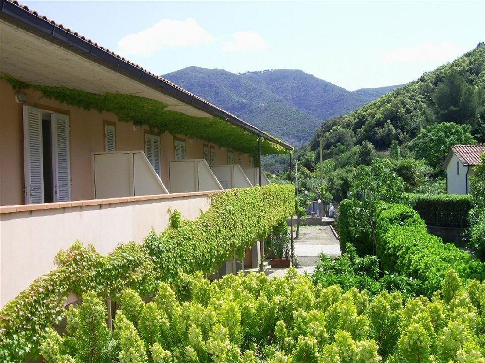 Mare Hotel