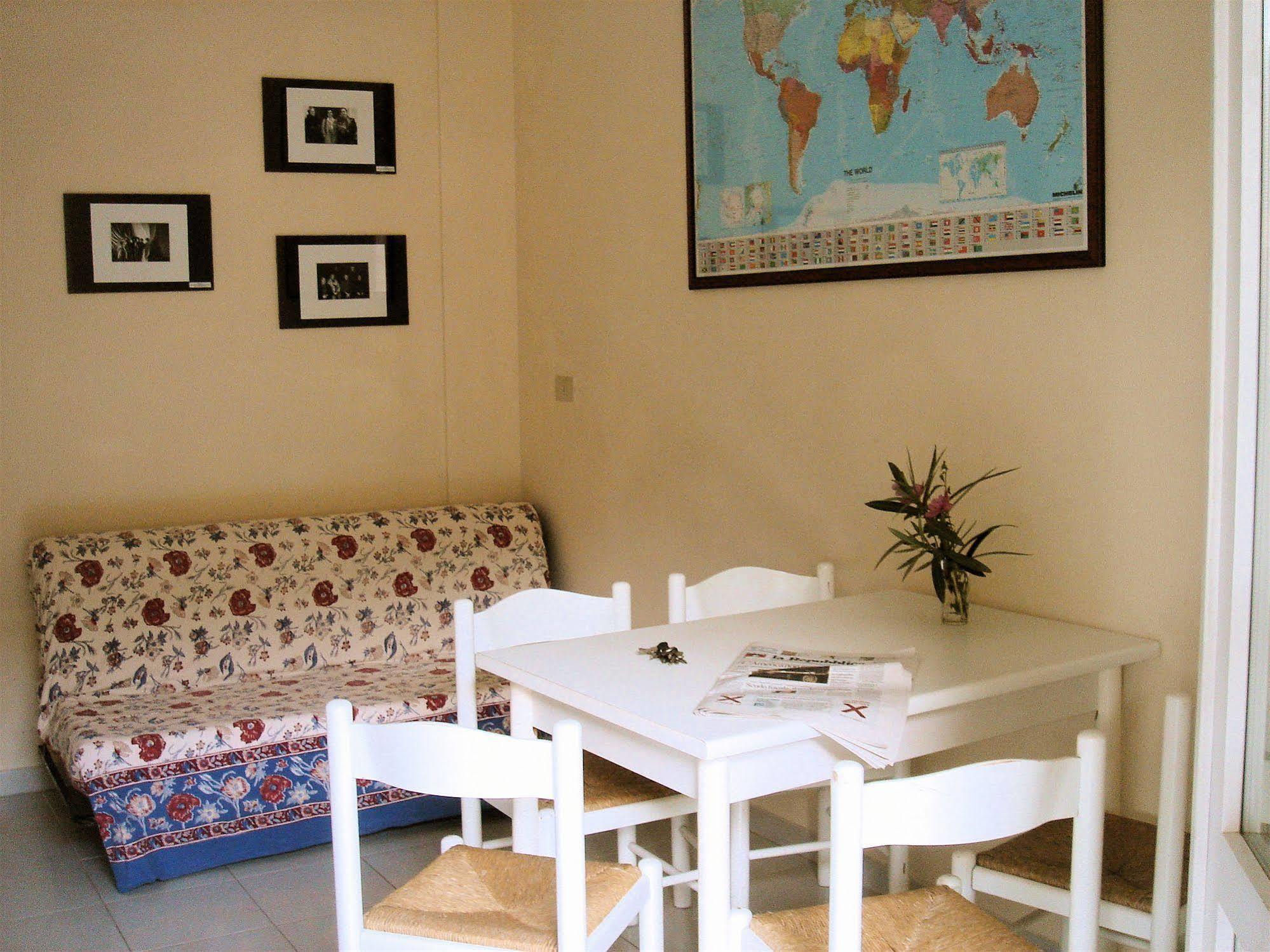 Mare Hotel